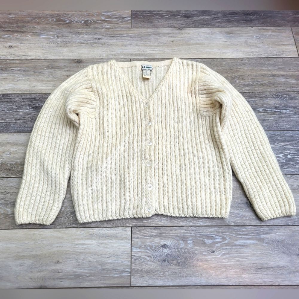 Vintage LL Bean Sweater Women Cardigan Vneck Button Mohair Wool Blend Ivory